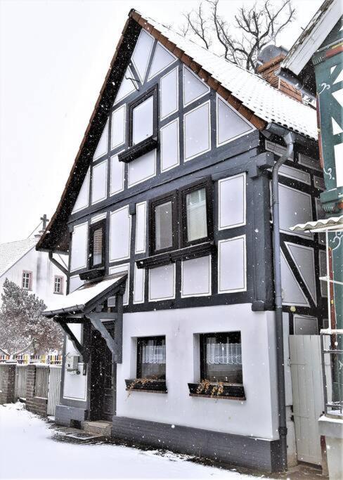 Fachwerkhaus Mitten In Der Altstadt - Ferien In Rotenburg โรเทนบวร์ก อัน แดร์ ฟุลดา ภายนอก รูปภาพ